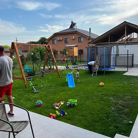 Palade Pensionat 3*